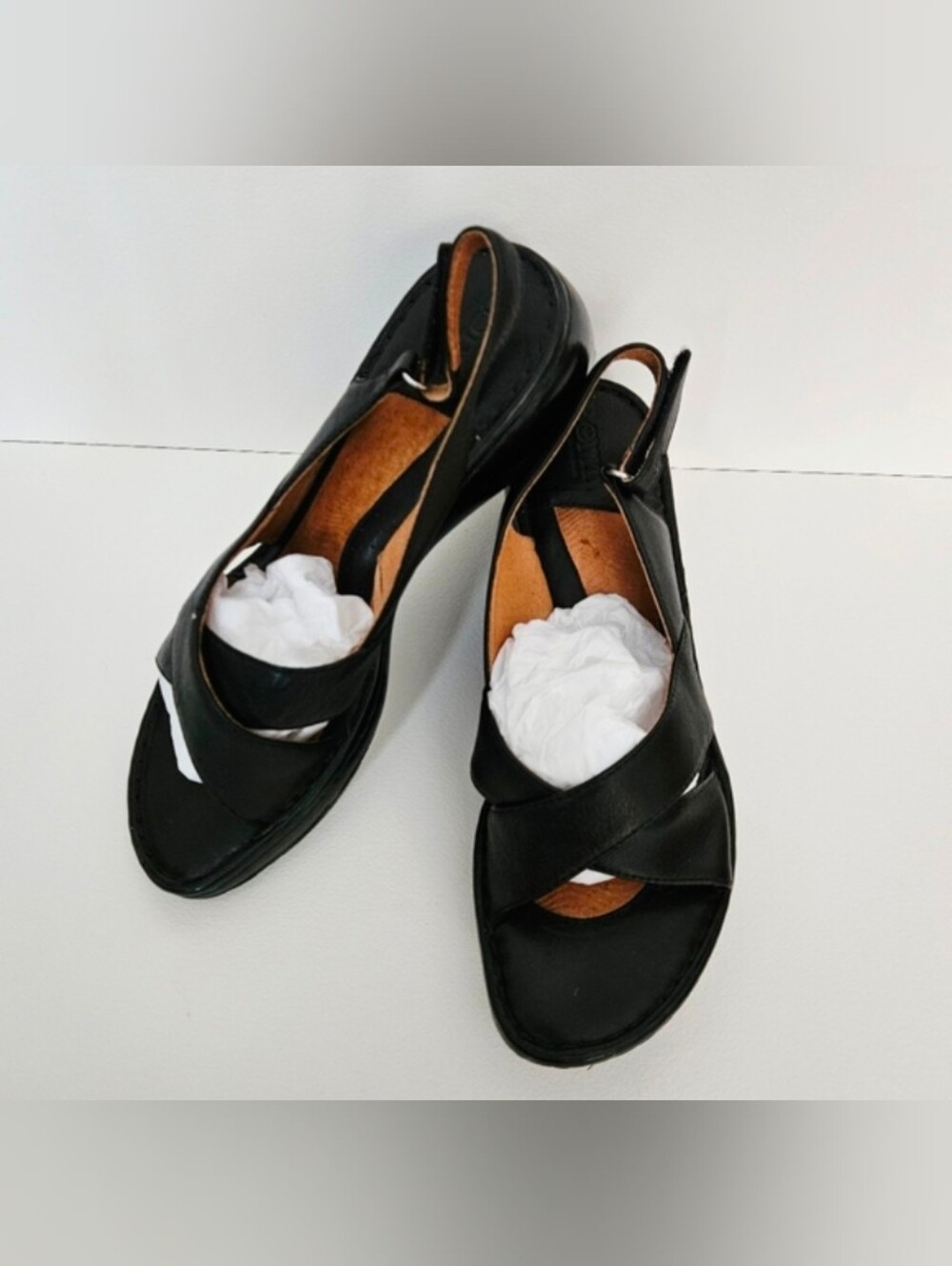 🆕 BORN Black Leather 'Comfort Wedge' Slingback Sandals